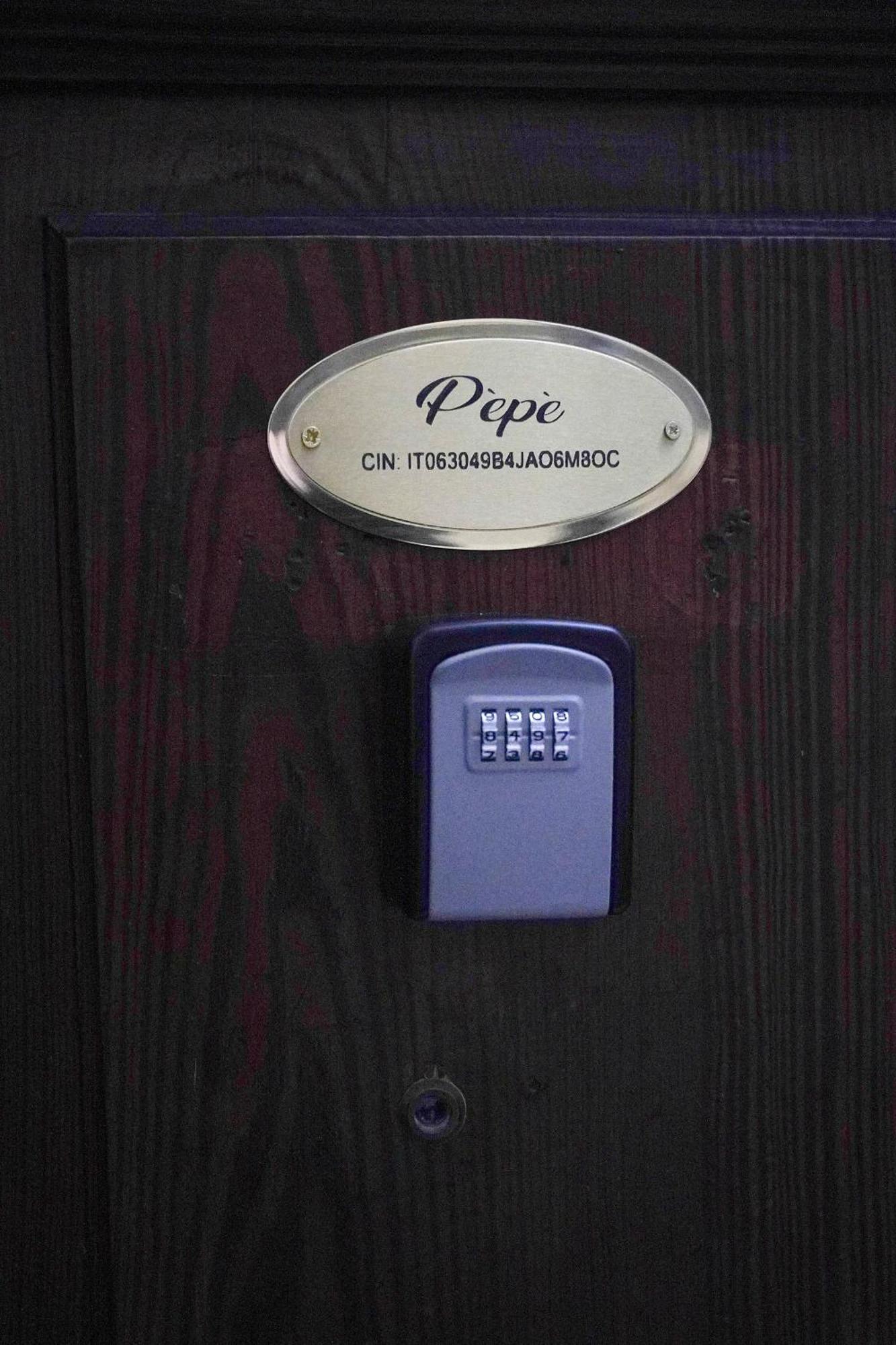 נאפולי Pepe Bed & Breakfast מראה חיצוני תמונה